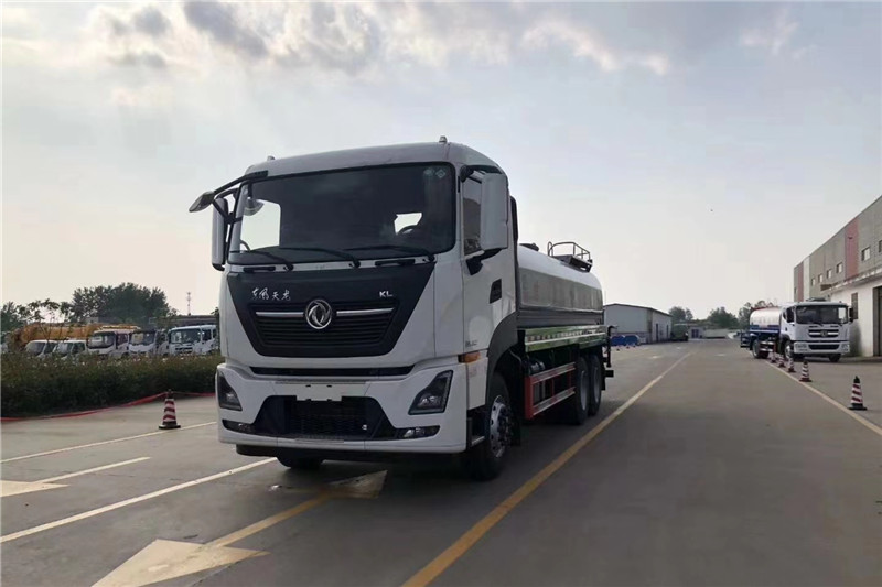 東風(fēng)天龍后八輪20噸噴霧車，國六綠化噴灑車